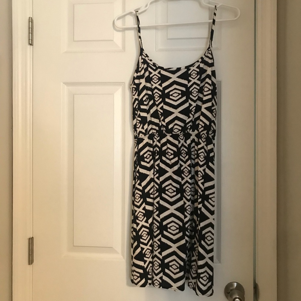 Geometric patterned dress